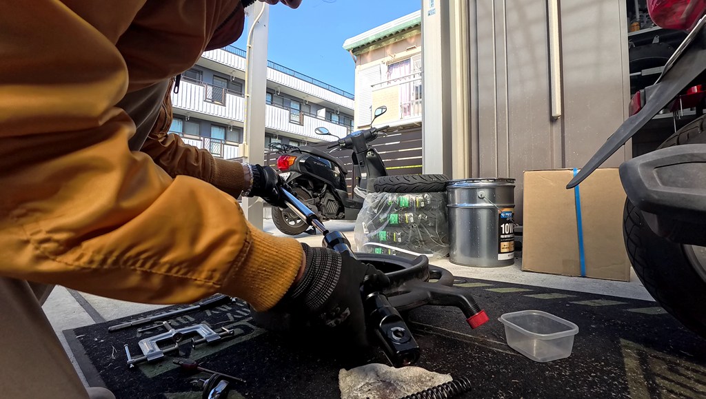 インナーチューブを抜く